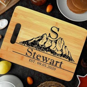 Kitchen |   Personalized Name And Date Charcuterie Board With Mountains Pattern Exquisite Gift For Him Home & Living Kitchen