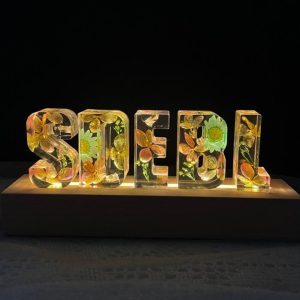 Lamps |   Custom Green Petals Dried Flower Resin Name Letter Lamp Home & Living Lamps